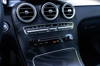 Mercedes-Benz GLC Mercedes GLC-klasse Coupé 300 4MATIC AMG Pano / 360 / Burmester - afbeelding nr 19