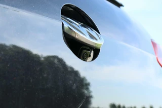 Volkswagen Golf Volkswagen Golf 7.5 GTI DSG / Vol Opties! / 230PK! / DSG / ACC / Pano / Virtual Cockpit / Camera / Keyless / Navi / 19