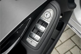 Mercedes-Benz C-Klasse Mercedes-Benz C-Klasse 180 Avantgarde Burmester Navi Camera Trekhaak - afbeelding nr 30
