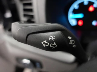 Ford Transit Custom Ford Transit Custom L1H1 Trend Navigatie Camera Cruise control Parkeersensoren Trekhaak Airco - afbeelding nr 17