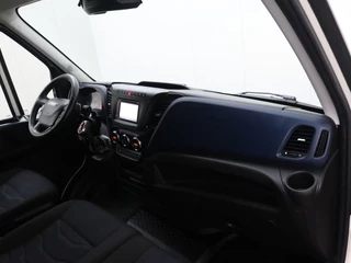 Iveco Daily Iveco Daily 35S14 Hi-Matic Automaat L2H1 Dubbele Cabine | 6-Persoons | Navigatie | 3500Kg Trekhaak - afbeelding nr 20