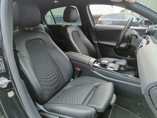 Mercedes-Benz A-Klasse Mercedes-Benz A-Klasse 200 Business Solution Plus Upgrade | Wide Screen | Navi | Stoelverw. | LED/Xenon | Camera | - afbeelding nr 23