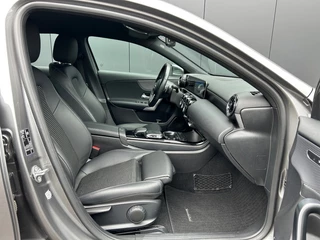 Mercedes-Benz A-Klasse Mercedes-Benz A-Klasse A 180 Aut7 LED Navi Widescreen Sportstoelen Cruise Trekhaak - afbeelding nr 3
