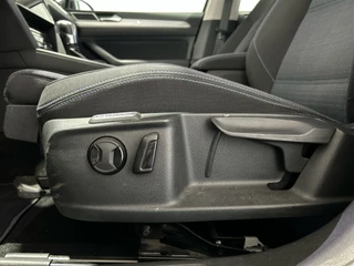 Volkswagen Passat Volkswagen Passat Variant 1.4 TSI PHEV GTE Business | Stoelverwarming | Trekhaak | DSG | Virtual Cockpit - afbeelding nr 4