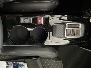 Peugeot 2008 Peugeot 2008 1.2 PureTech 130 GT eat8 leer alcantara adaptive cruise control navigatie via carplay - afbeelding nr 18