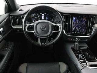 Volvo V60 Volvo V60 2.0 T8 Recharge AWD R-Design | Trekhaak |  Stoelverwarming | Camera | Harman/Kardon | Adaptive cruise | Memory | Carplay | Navigatie | 19'' lichtmetalen velgen - afbeelding nr 3