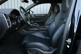 Porsche Cayenne Porsche Cayenne 3.0 E-Hybrid|360 camera|leder|Sportchrono - afbeelding nr 60