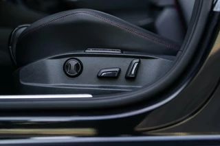 Volkswagen Golf Volkswagen Golf 2.0 TSI GTI TCR Pano Dsg Akrapovic Vol - afbeelding nr 40