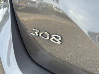 Peugeot 308 Peugeot 308 SW 1.2 PureTech Blue Lease Executive 2e Eigenaar,Pano,110pk,Navi,Dealer Onderhouden,Clima,Cruise,Pdc V+A,Lm velgen,Apk tot 12-2025 - afbeelding nr 28