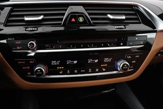 BMW 5 Serie BMW 5-serie 520i High Executive | Leder | 360 camera |  Stoelverwarming | DAB | Navigatie | Full LED | Sfeerverlichting | Parkeerhulp | Climate control | Cruise control - afbeelding nr 27