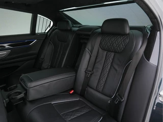 BMW 7 Serie Aut. *PANO | NAPPA-FULL-LEATHER | HARMAN/KARDON-SURROUND | SOFT-CLOSE | HEAD-UP | ADAPT.CRUISE | FULL-LED | MEMORY-PACK | SURROUND-VIEW | DIGI-COCKPIT | BLIS | DAB+ | AMBIENT-LIGHT | 20''ALU* - afbeelding nr 36