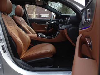 Mercedes-Benz E-Klasse Mercedes-Benz E-Klasse 220d Prestige Plus / AMG-pakket E63 ed. / 2016 / LED - afbeelding nr 13