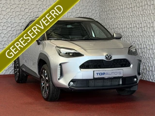 Toyota Yaris Cross 1.5 HYBRID DYNAMIC STOEL/STUUR VERW. 17''LMV KEYLESS CAMERA LED ZWARTE HEMEL