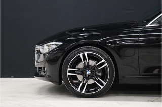 BMW 3 Serie BMW 3 Serie 330e Centennial High Executive Sport Line [M-STUUR, STOELVERWARMING, PDC V+A, LEDEREN STOELEN, BLUETOOTH, CRUISECONTROL, CLIMATE CONTROL, NIEUWSTAAT] - afbeelding nr 4