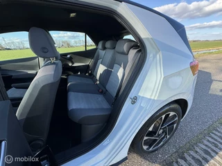 Volkswagen ID.3 Volkswagen ID.3 First 58 kWh Camera LED Carplay! Nette auto! - afbeelding nr 12