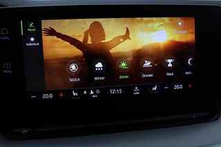 Škoda Octavia Skoda Octavia 1.0 e-TSI Business Edition Plus |  Stoelverwarming | Trekhaak | Adaptive cruise | Carplay | Full LED | Keyless | Sfeerverlichting - afbeelding nr 26