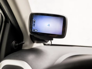 Peugeot 108 Peugeot 108 1.0 e-VTi Sport (5 DEURS, NAVIGATIE, AIRCO, ELEK RAMEN, SPORTSTOELEN, NIEUWE APK, XENON, NIEUWSTAAT) - afbeelding nr 8
