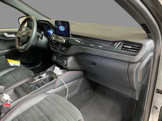 Ford Kuga Ford Kuga 2.5 PHEV ST-Line X | Wegklapbare trekhaak | Panoramadak | Adaptive cruise control | Winter Pack | Head up Display | - afbeelding nr 6