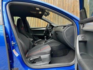 Škoda Octavia Skoda Octavia Combi 1.0 TSI Sport Navigatiesysteem | Trekhaak | Apple CarPlay | Climate control | Cruise control | Getint glas | Parkeersensoren achter - afbeelding nr 34