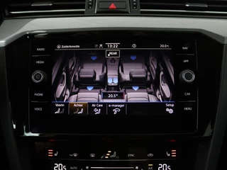 Volkswagen Passat Volkswagen Passat 1.4 TSI PHEV GTE | Stoelverwarming | Camera |  Adaptive cruise | Matrix LED | Massage | Carplay | Navigatie | Side Assist - afbeelding nr 23