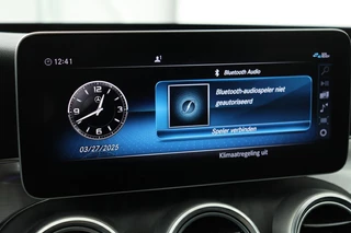 Mercedes-Benz C-Klasse Mercedes-Benz C-klasse 200 AMG | Stoelverwarming | Carplay | Trekhaak |  Matrix LED | Sfeerverlichting | Leder/Alcantara | Side Assist | Camera - afbeelding nr 21