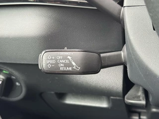 Škoda Karoq Skoda Karoq 1.5 TSI Sportline Automaat | Stoelverwarming | Apple CarPlay | LED verlichting | Trekhaak uitklapbaar | Adaptieve cruise control | Dode hoek detectie | Voorruitverwarming | Parkeersensoren voor en achter | Achteruitrijcamera - afbeelding nr 12