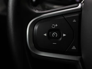 Volvo XC60 Volvo XC60 2.0 D4 Momentum Pro | Trekhaak | Camera |  Half leder | Carplay | Navigatie | Full LED | Climate control | Getint glas | Parkeerhulp - afbeelding nr 15