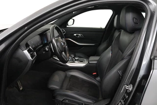 BMW 3 Serie BMW 3-serie Touring 320i High Executive (PANORAMADAK, TREKHAAK WEGKLAPBAAR, CAMERA, NAVIGATIE, NL-AUTO, DEALER ONDERHOUDEN) - afbeelding nr 19