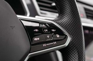Volkswagen Tiguan - All-in rijklrprs | Leer | Elekt. panodak | Nav | IQ LED - afbeelding nr 45