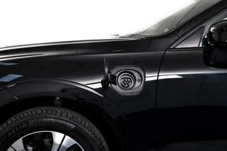 Volvo XC60 | S/K-Panodak | Dig. Cockpit | Adapt. Cruise | Memory Stoelen | Elek. Klep | Stoel-+stuurverw. | Camera | NAV+App. Connect | LM 19