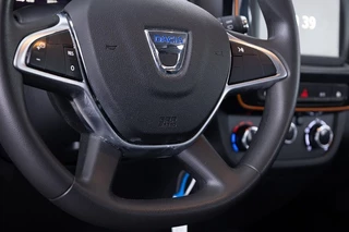 Dacia Spring Dacia Spring Comfort Plus 27 kWh | SOH 94% | LEDER ✅ 1e Eigenaar - afbeelding nr 8