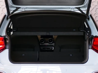 Audi Q2 Audi Q2 ✅2025✅35 TFSI ✅FACELIFT✅ S EDITION 150PK VIR.COCKPIT ELEK.KLEP TOUCHSCREEN CARPLAY NAVI CAMERA MATRIX LED STOELVERW. PDC KEYLESS 2025 