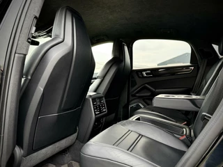 Porsche Cayenne Porsche Cayenne Coupé 4.0 Turbo GT Approved garantie|Carbon|Burmester®| Keramisch|Softclose door|HUD - afbeelding nr 43