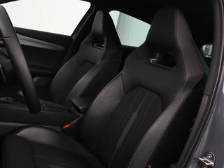 CUPRA Formentor CUPRA Formentor 1.4 e-Hybrid VZ | 245pk | Stoel & stuurverwarming | Carplay | Camera | Adaptive cruise | Navigatie | Sfeerverlichting | Keyless | Full LED | PHEV - afbeelding nr 5