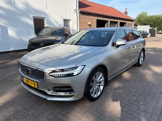 Volvo V90 T4 Momentum Pilot Assist