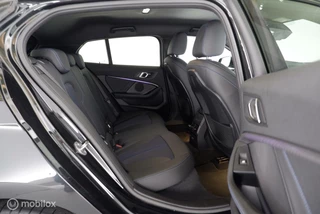 BMW 1 Serie BMW 1-serie 118i Automaat M-Sport Business Ed. Led|leer|cam|nav|dab|ecc|lmv17 - afbeelding nr 16