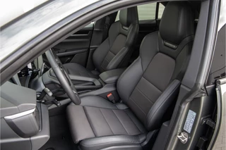 Porsche Macan Porsche Macan 4 100 kWh Panorama, Trekhaak, 22