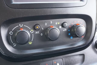 Opel Vivaro - Airco - Navi - Cruise - Stoelverwarming - €9.950,- Excl. - afbeelding nr 10