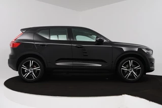 Volvo XC40 Volvo XC40 2.0 T4 Inscription (TREKHAAK, STOEL/STUUR VERWARMING, ACHTERUITRIJCAMERA, NAVIGATIE, SENSOREN, NL-AUTO) - afbeelding nr 15