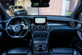 Mercedes-Benz GLC Mercedes GLC-klasse Coupé 300 4MATIC AMG Pano / 360 / Burmester - afbeelding nr 2