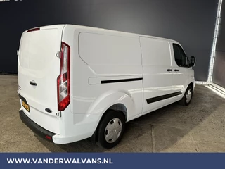Ford Transit Custom Ford Transit Custom 2.0 TDCI L2H1 Euro6 # Airco | Camera | Apple Carplay | Android Auto | LED | Cruisecontrol Parkeersensoren, Verwarmde voorruit, Bijrijdersbank, 2800kg trekvermogen - afbeelding nr 15