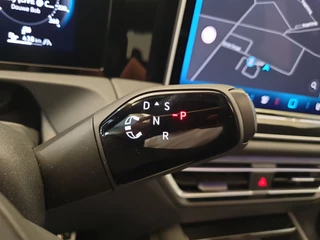 Volkswagen Tiguan Volkswagen Tiguan 1.5 eHybrid 272pk DSG/AUT R-Line Edition Leder, Wegklapbare trekhaak, Panoramadak - afbeelding nr 27