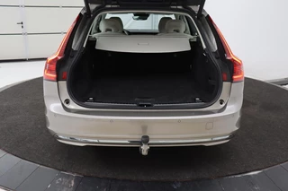 Volvo V90 Volvo V90 2.0 T6 AWD Recharge Business Pro | Trekhaak |  Leder | Stoel & stuurverwarming | Harman/Kardon | Adaptive cruise | Camera | Carplay | Keyless | Navigatie - afbeelding nr 13