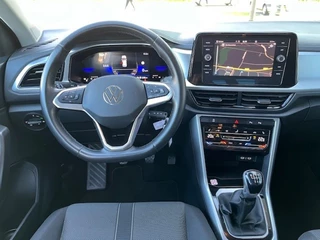 Volkswagen T-Roc Volkswagen T-Roc 1.0TS Life Carplay Navi Clima - afbeelding nr 10