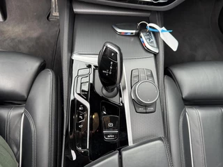 BMW 5 Serie BMW 5-serie 530e Bns Ed. Plus M-Sport Laser Pano 360 Camera Schuifdak - afbeelding nr 37