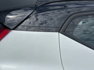 Volvo XC40 Volvo XC40 2.0 T4 AWD R-Design 191 Pk Applecarplay Parelmoer - afbeelding nr 12