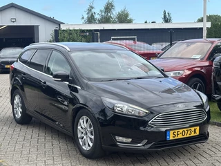 Ford Focus Ford Focus Wagon 1.5 TDCI Titanium Automaat Zwart 2017 - afbeelding nr 3
