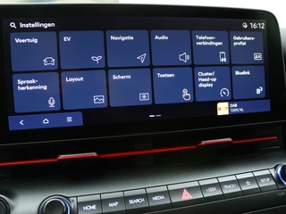 Hyundai Kona Hyundai Kona Electric Premium 65.4 kWh | 360 graden camera | Alcantara | Navigatie | - afbeelding nr 36