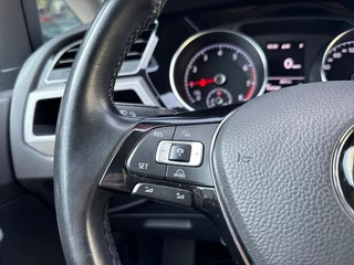 Volkswagen Touran Volkswagen Touran 1.4 TSI DSG COMFORTLINE 7P TREKHAAK/NAVI/CARPLAY/ACC/PDC - afbeelding nr 15