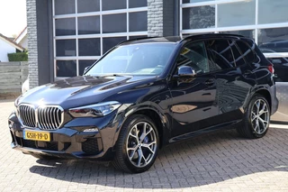BMW X5 45E M pakket carbon schwarz high executive co Pilot